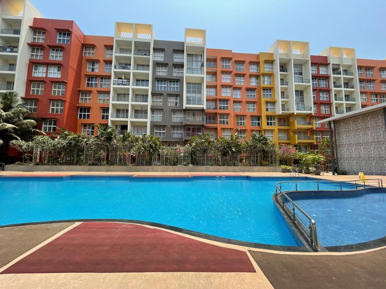 Good Stay 2Bhk Pool Apartment 10 Mins From Dabolim Airport Goa 102 Consua ภายนอก รูปภาพ