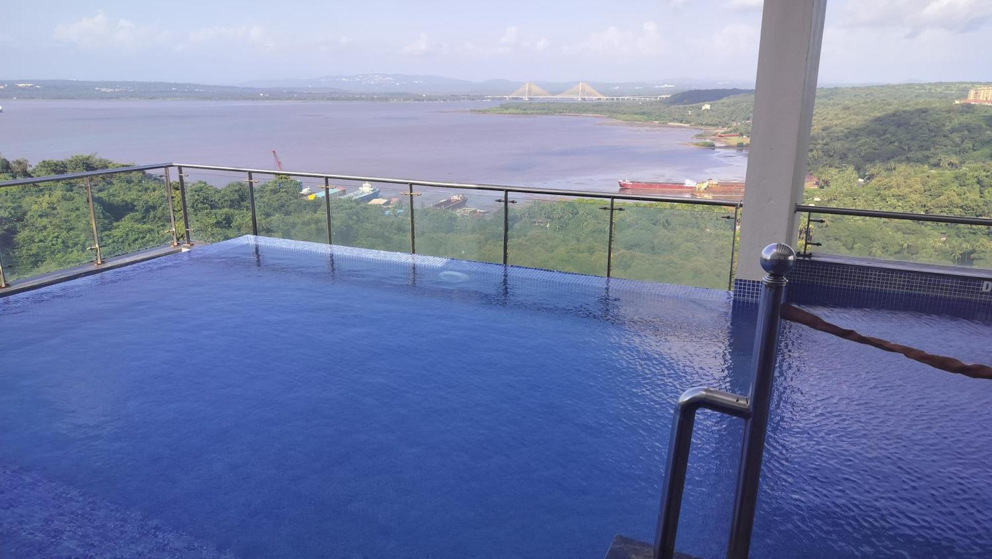 Good Stay 2Bhk Pool Apartment 10 Mins From Dabolim Airport Goa 102 Consua ภายนอก รูปภาพ